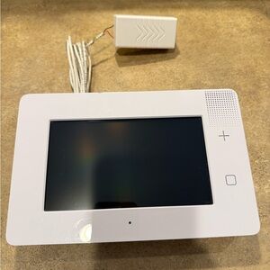 *PARTS ONLY NO CODE* 2gig 2GIG-GC3E-345 Alarm Control Panel with Touchscreen